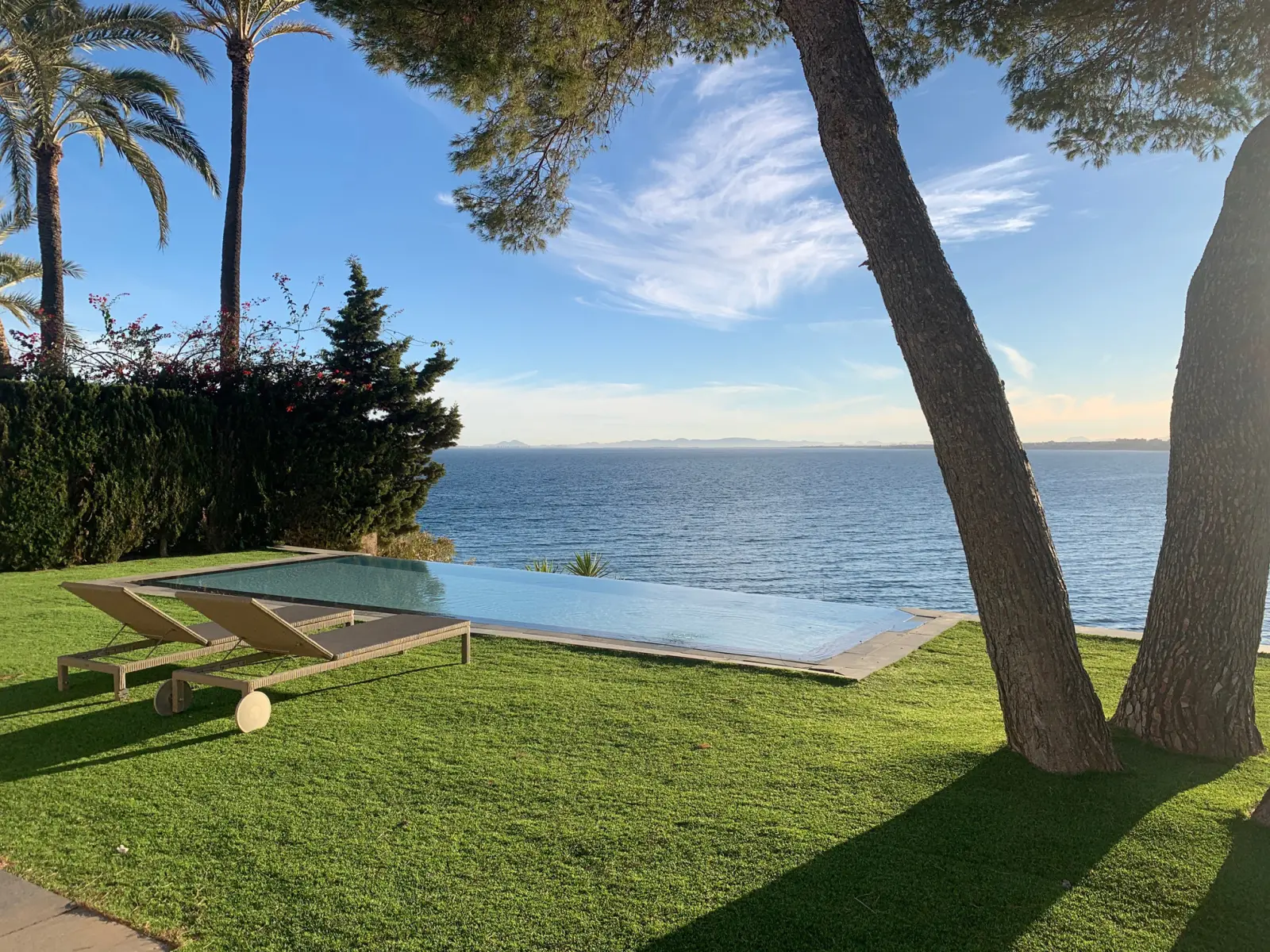 Un refugio de calma entre calas y luz mediterránea