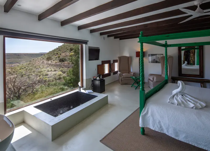 Cortijo La Almendra y el Gitano